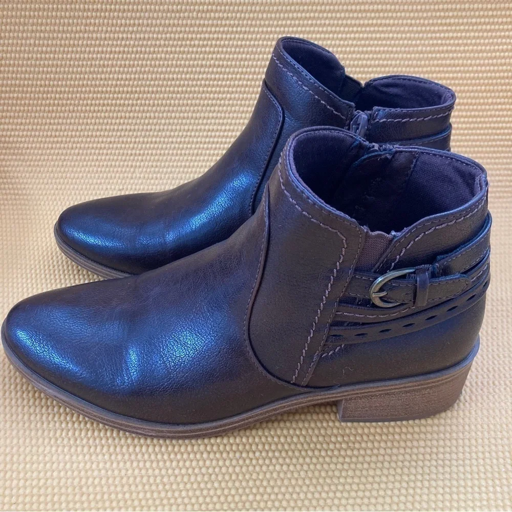 Baretraps MEDLEY Women's Boots Dark Brown Size 8.5 m.  Side  Zipper